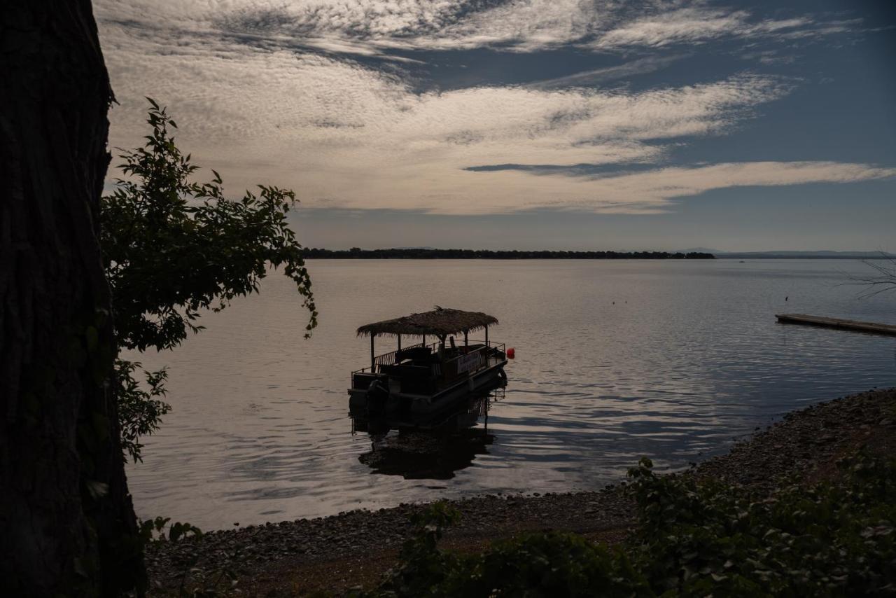 La Cache Du Lac Champlain Venise-en-Québec Eksteriør bilde